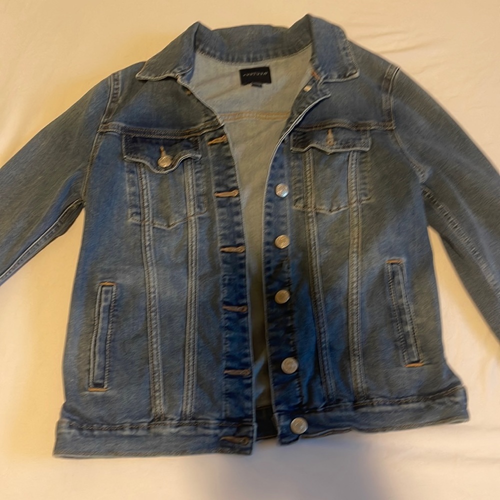 JustUSA Long Sleeved Blue Denim Jacket Size Small